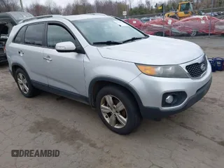 2012 Kia Sorento EX with VIN 5XYKU3A60CG225714, listed as a IAAI auction lot 42057812 with 167,850 mi miles. Bid and sale history available at carsss.com. Image 1.