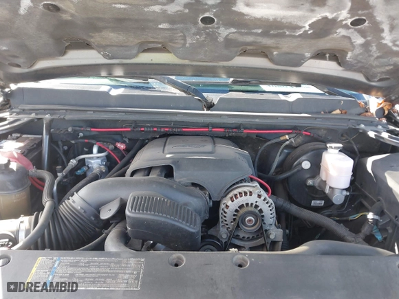 2008 Chevrolet Silverado 1500 LT w/1LT with VIN 2GCEC19J281258809, listed as a IAAI auction lot 40894258 with 297,614 mi miles. Bid and sale history available at carsss.com. Image 10.