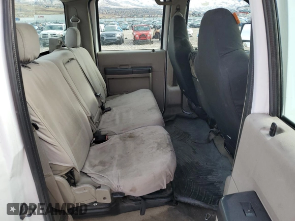 2008 Ford F-250 XL z VIN 1FTSW21Y28EB35230, wystawiony jako Copart lot #86930534 z przebiegiem 103 332 mil mil oraz Czysty tytuł • Clean title. Historia ofert i sprzedaży dostępna na DreamBid. Obrazek 10.