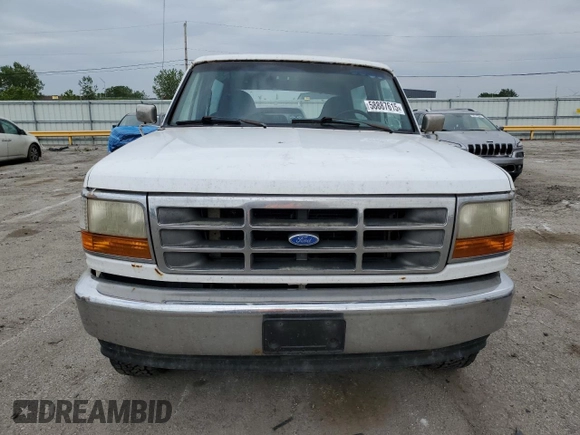 1996 Ford Bronco XL z VIN 1FMEU15N7TLB20204, wystawiony jako Copart lot #58887615 z przebiegiem 214 944 mil mil oraz Czysty tytuł • Clean title. Historia ofert i sprzedaży dostępna na DreamBid. Obrazek 5.