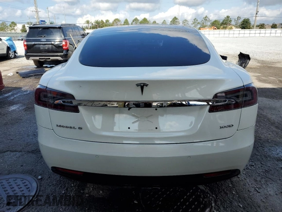 2017 Tesla Model S 100D z VIN 5YJSA1E21HF229936, wystawiony jako Copart lot #54734955 z przebiegiem 125 511 mil mil oraz Szkoda całkowita • Salvage title. Historia ofert i sprzedaży dostępna na DreamBid. Obrazek 6.
