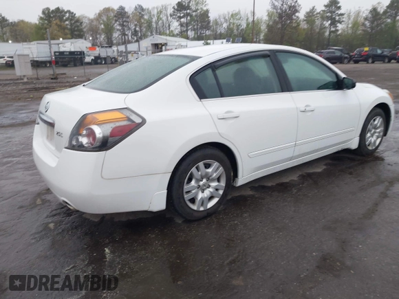 2010 Nissan Altima 2.5 SL with VIN 1N4AL2AP9AC178515, listed as a IAAI auction lot 42022772 with 240,486 mi miles. Bid and sale history available at carsss.com. Image 4.