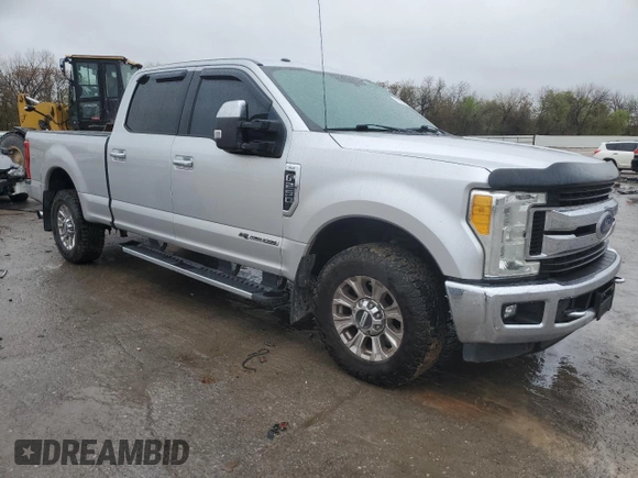 2017 Ford F-250 XL with VIN 1FT7W2AT2HEB73907, listed as a Copart auction lot 50268335 with 206,368 mi miles and Salvage title. Bid and sale history available at DreamBid. Image 4.