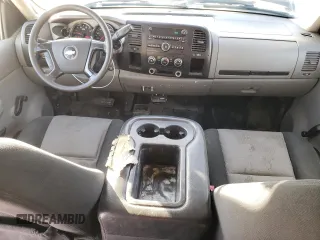 2008 Chevrolet Silverado 3500HD SRW 1LT with VIN 1GCHK33678F180956, listed as a Copart auction lot 42951425 with 292,253 mi miles and Salvage Title. Bid and sale history available at DreamBid. Image 8.