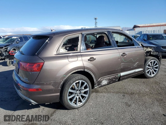2017 Audi Q7 Prestige z VIN WA1VAAF7XHD054613, wystawiony jako Copart lot #49283225 z przebiegiem 132 181 mil mil oraz Szkoda całkowita • Salvage title. Historia ofert i sprzedaży dostępna na DreamBid. Obrazek 3.
