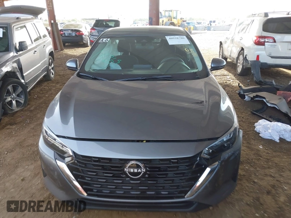 2024 Nissan Sentra S z VIN 3N1AB8BV2RY223040, wystawiony jako IAAI lot #40938706 z przebiegiem 13 013 mil mil oraz . Historia ofert i sprzedaży dostępna na DreamBid. Obrazek 12.