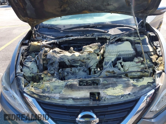 2018 Nissan Altima SR with VIN 1N4AL3APXJC170428, listed as a IAAI auction lot 40355309 with Not Provided miles and . Bid and sale history available at carsss.com. Image 6.