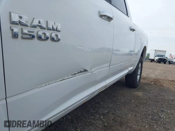 2014 Ram 1500 Big Horn z VIN 1C6RR7TT9ES307794, wystawiony jako IAAI lot #42357547 z przebiegiem 284 422 mil mil oraz . Historia ofert i sprzedaży dostępna na DreamBid. Obrazek 6.