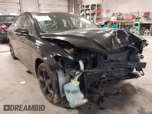 2013 Ford Fusion SE with VIN 3FA6P0HR1DR340651, listed as a IAAI auction lot 41078657 with 156,658 mi miles. Bid and sale history available at carsss.com. Image 6.