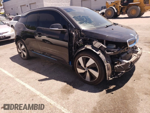 2018 BMW i3 with VIN WBY7Z4C52JVD96120, listed as a Copart auction lot 59311283 with 40,643 mi miles. Bid and sale history available at carsss.com. Image 4.