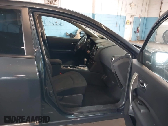2013 Nissan Rogue SL z VIN JN8AS5MV8DW651756, wystawiony jako IAAI lot #42189195 z przebiegiem 138 885 mil mil oraz . Historia ofert i sprzedaży dostępna na DreamBid. Obrazek 5.