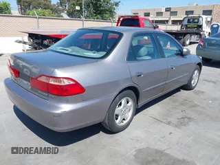 2000 Honda Accord EX with VIN 1HGCG1657YA091101, listed as a IAAI auction lot 42522505 with 152,076 mi miles and . Bid and sale history available at DreamBid. Image 4.