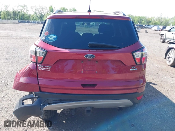 2018 Ford Escape SE z VIN 1FMCU9GD8JUB33366, wystawiony jako IAAI lot #42264706 z przebiegiem 48 478 mil mil oraz . Historia ofert i sprzedaży dostępna na DreamBid. Obrazek 17.