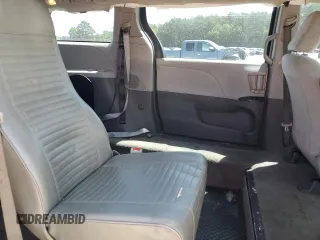 2018 Toyota Sienna L with VIN 5TDZZ3DCXJS928724, listed as a Copart auction lot 58067154 with 233,628 mi miles and Salvage Title. Bid and sale history available at DreamBid. Image 11.