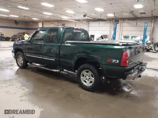 2007 Chevrolet Silverado 1500 LT2 with VIN 1GCEK19B97E120418, listed as a IAAI auction lot 41044613 with 120,062 mi miles. Bid and sale history available at carsss.com. Image 3.