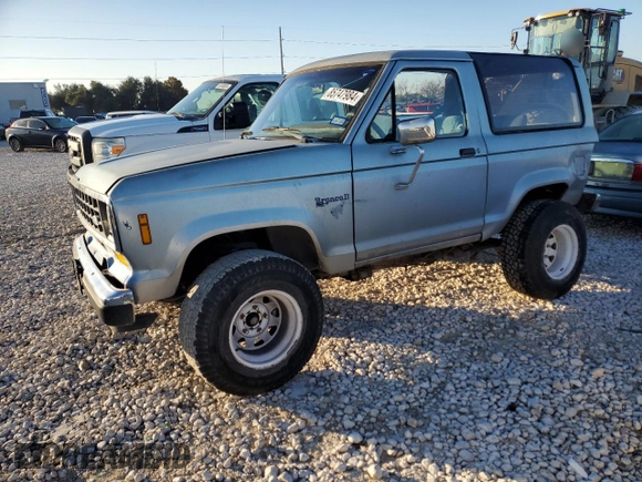 1987 Ford Bronco z VIN 1FMCU12T1HUA12785, wystawiony jako Copart lot #85747984 z przebiegiem Nie podano mil oraz Szkoda całkowita • Salvage title. Historia ofert i sprzedaży dostępna na DreamBid. Obrazek 1.