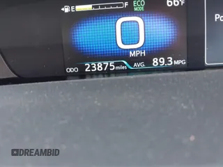 2022 Toyota Prius LE z VIN JTDKAMFP8N3211485, wystawiony jako IAAI lot #42515220 z przebiegiem 23 875 mil mil oraz . Historia ofert i sprzedaży dostępna na DreamBid. Obrazek 16.