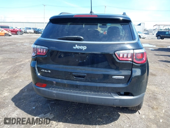 2020 Jeep Compass Latitude with VIN 3C4NJDBB6LT219710, listed as a IAAI auction lot 41907981 with 41,256 mi miles. Bid and sale history available at carsss.com. Image 15.