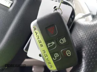 2018 Land Rover Range Rover Velar R-Dynamic SE with VIN SALYL2RN9JA723337, listed as a IAAI auction lot 42344905 with 103,789 mi miles and . Bid and sale history available at DreamBid. Image 11.