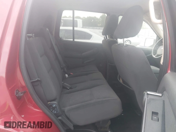 2010 Ford Explorer XLT with VIN 1FMEU6DE9AUA47214, listed as a IAAI auction lot 42065167 with 122,981 mi miles. Bid and sale history available at carsss.com. Image 8.