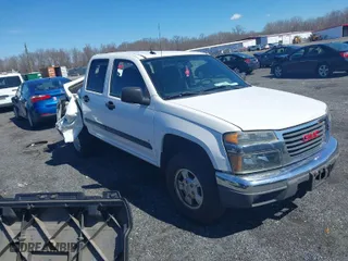 2008 Chevrolet Colorado LT w/1LT with VIN 1GCCS339688188281, listed as a IAAI auction lot 41878569 with 238,907 mi miles. Bid and sale history available at carsss.com. Image 1.