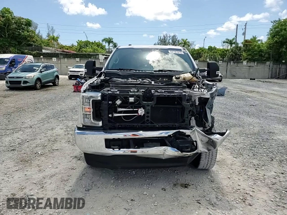 2019 Ford F-250 XL with VIN 1FT7W2BT6KED74084, listed as a Copart auction lot 62181815 with 113,591 mi miles and Non repairable. Bid and sale history available at DreamBid. Image 14.