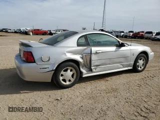2000 Ford Mustang with VIN 1FAFP404XYF251834, listed as a Copart auction lot 42242875 with 55,039 mi miles and Salvage Title. Bid and sale history available at carsss.com. Image 3.