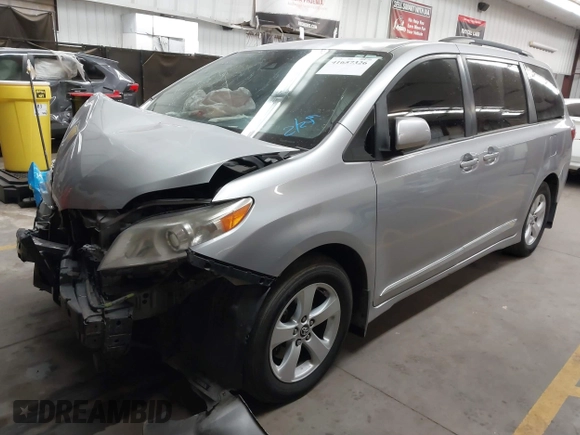 2018 Toyota Sienna LE Auto Access Seat with VIN 5TDKZ3DC3JS913564, listed as a IAAI auction lot 41657326 with 107,166 mi miles and . Bid and sale history available at DreamBid. Image 17.