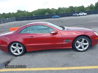 2005 Mercedes-Benz SL 500 z VIN WDBSK75F65F096681, wystawiony jako IAAI lot #42305663 z przebiegiem 65 001 mil mil oraz . Historia ofert i sprzedaży dostępna na DreamBid. Obrazek 13.