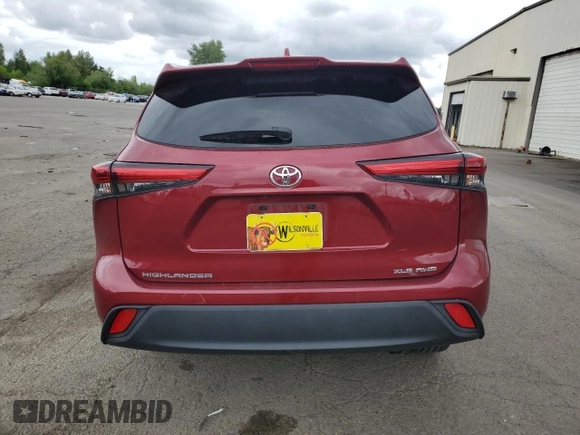 2021 Toyota Highlander XLE with VIN 5TDHZRBH5MS122811, listed as a Copart auction lot 57135585 with 85,703 mi miles and Salvage title. Bid and sale history available at DreamBid. Image 6.