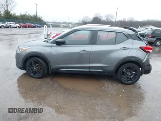 2020 Nissan Kicks SR with VIN 3N1CP5DV0LL575186, listed as a IAAI auction lot 41188294 with 110,064 mi miles. Bid and sale history available at carsss.com. Image 13.