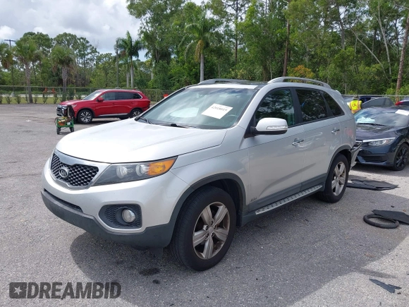 2012 Kia Sorento EX with VIN 5XYKUDA20CG206132, listed as a IAAI auction lot 42018015 with 138,158 mi miles. Bid and sale history available at carsss.com. Image 17.
