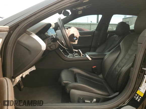 2022 BMW 8 Series M850i with VIN WBAGV8C02NCK08667, listed as a Copart auction lot 88255605 with 22,737 mi miles and Salvage title. Bid and sale history available at DreamBid. Image 7.