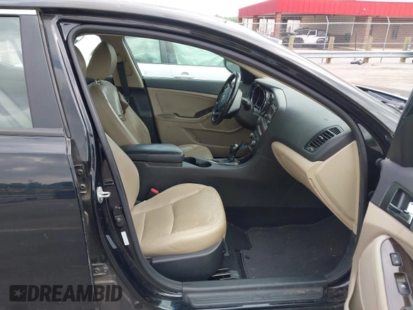 2012 Kia Optima EX z VIN 5XXGN4A78CG035729, wystawiony jako IAAI lot #42394149 z przebiegiem 158 557 mil mil oraz . Historia ofert i sprzedaży dostępna na DreamBid. Obrazek 5.