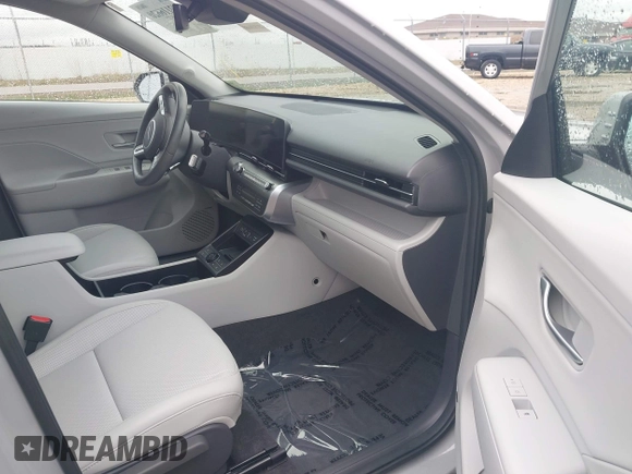 2024 Hyundai Kona Limited with VIN KM8HECA33RU040170, listed as a IAAI auction lot 42116620 with 6,810 mi miles and . Bid and sale history available at carsss.com. Image 5.