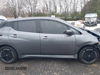 2025 Nissan LEAF SV Plus with VIN 1N4CZ1CV0SC561211, listed as a IAAI auction lot 41008053 with 1,042 mi miles and . Bid and sale history available at carsss.com. Image 13.