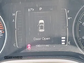 2016 Jeep Cherokee Latitude с VIN 1C4PJMCS0GW154652, выставлен на аукционе IAAI как лот 42466752 с пробегом 195 111 миль миль и . История ставок и продаж доступна на DreamBid. Изображение 15.
