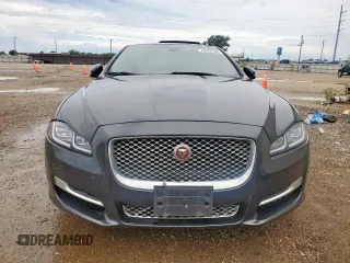 2016 Jaguar XJ Portfolio with VIN SAJWA2G74G8V98077, listed as a Copart auction lot 60354105 with 84,995 mi miles and Clean title. Bid and sale history available at DreamBid. Image 5.