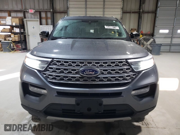 2024 Ford Explorer Limited with VIN 1FMSK8FH6RGA30957, listed as a Copart auction lot 42499775 with 33,268 mi miles and Clean Title. Bid and sale history available at carsss.com. Image 5.