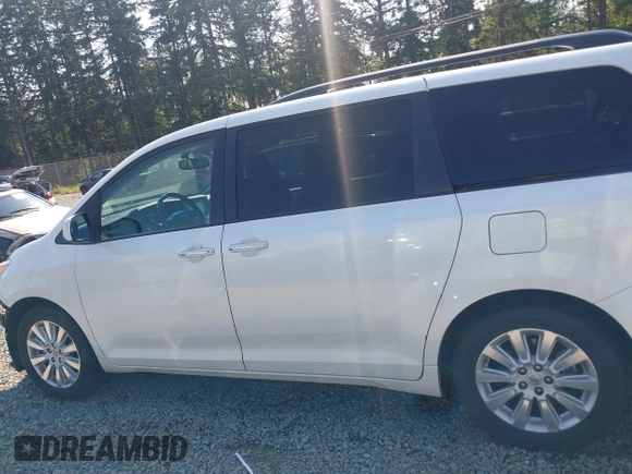 2015 Toyota Sienna Limited с VIN 5TDDK3DC6FS114592, выставлен на аукционе IAAI как лот 42369139 с пробегом 134 436 миль миль и . История ставок и продаж доступна на DreamBid. Изображение 15.