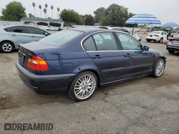 2003 BMW 3 Series 330i with VIN WBAEV53413KM30841, listed as a Copart auction lot 76407924 with 121,102 mi miles and Salvage Title. Bid and sale history available at carsss.com. Image 3.
