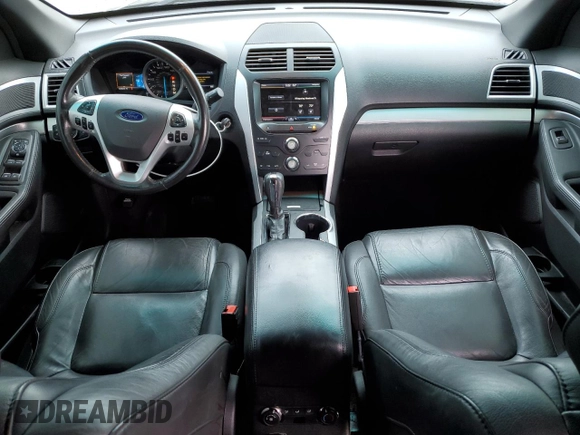 2014 Ford Explorer XLT with VIN 1FM5K7D80EGC34156, listed as a Copart auction lot 50270725 with 129,426 mi miles and Salvage Title. Bid and sale history available at DreamBid. Image 8.