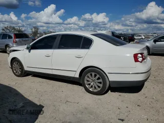 2008 Volkswagen Passat Turbo z VIN WVWJK73C58E186808, wystawiony jako Copart lot #72097784 z przebiegiem 131 500 mil mil oraz Szkoda całkowita • Salvage title. Historia ofert i sprzedaży dostępna na DreamBid. Obrazek 2.