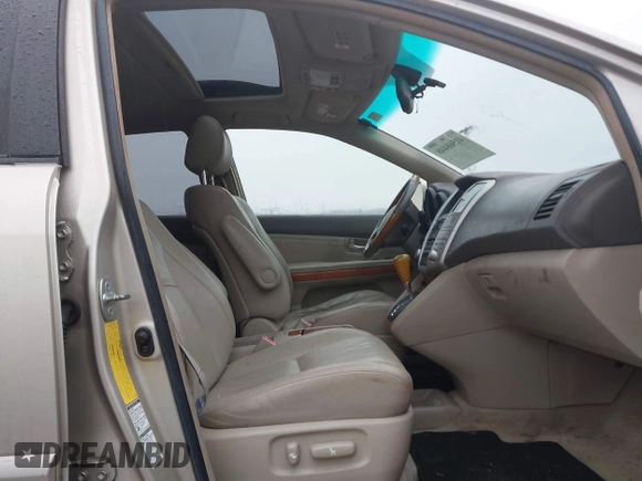 2004 Lexus RX with VIN JTJHA31U040067476, listed as a IAAI auction lot 41568448 with 154,787 mi miles. Bid and sale history available at carsss.com. Image 5.