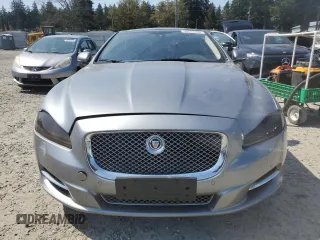 2011 Jaguar XJ with VIN SAJWA2GB2BLV17314, listed as a Copart auction lot 53533495 with 95,899 mi miles and Salvage Title. Bid and sale history available at carsss.com. Image 5.