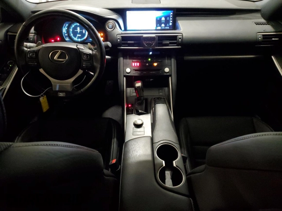2018 Lexus IS 350 z VIN JTHCZ1D26J5015903, wystawiony jako Copart lot #72028814 z przebiegiem 46 503 mil mil oraz Tytuł czysty. Historia ofert i sprzedaży dostępna na DreamBid. Obrazek 8.