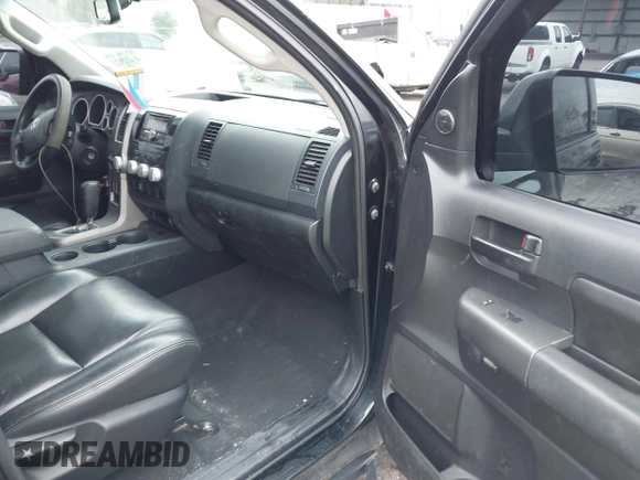 2012 Toyota Tundra 4WD Truck with VIN 5TFDW5F14CX268378, listed as a IAAI auction lot 41412922 with 148,763 mi miles. Bid and sale history available at carsss.com. Image 5.