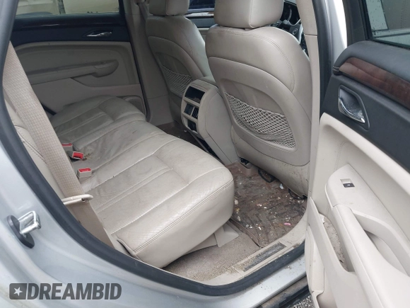 2010 Cadillac SRX Luxury Collection with VIN 3GYFNDEY7AS638025, listed as a IAAI auction lot 41913712 with 185,423 mi miles. Bid and sale history available at carsss.com. Image 8.