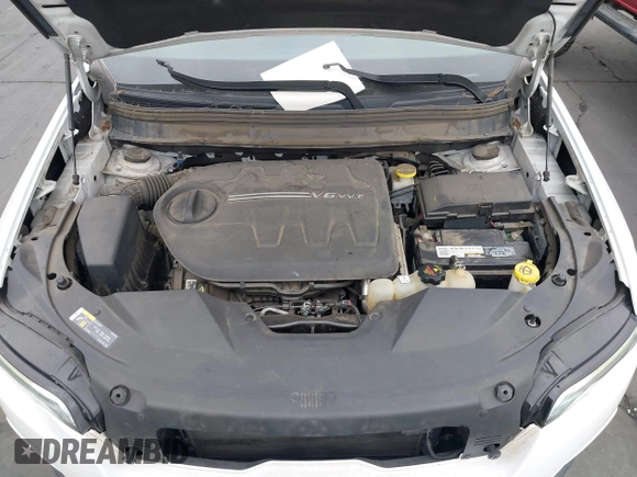 2019 Jeep Cherokee Latitude with VIN 1C4PJLCX9KD377430, listed as a IAAI auction lot 42328024 with 101,167 mi miles and . Bid and sale history available at DreamBid. Image 10.