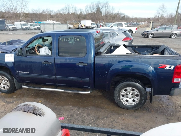 2008 GMC Sierra 1500 Work Truck with VIN 2GTEK13M981128659, listed as a IAAI auction lot 41581536 with 241,671 mi miles. Bid and sale history available at carsss.com. Image 14.